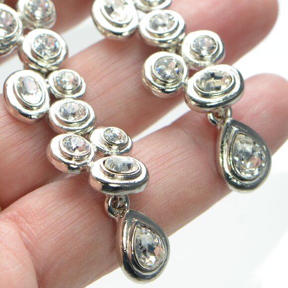 Oscar de la Renta Crystal Drop Earrings - Picture 3 of 5
